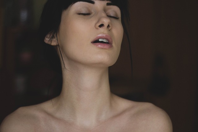 lip-close-uptreatment-demo-640x480-93766543.jpeg
