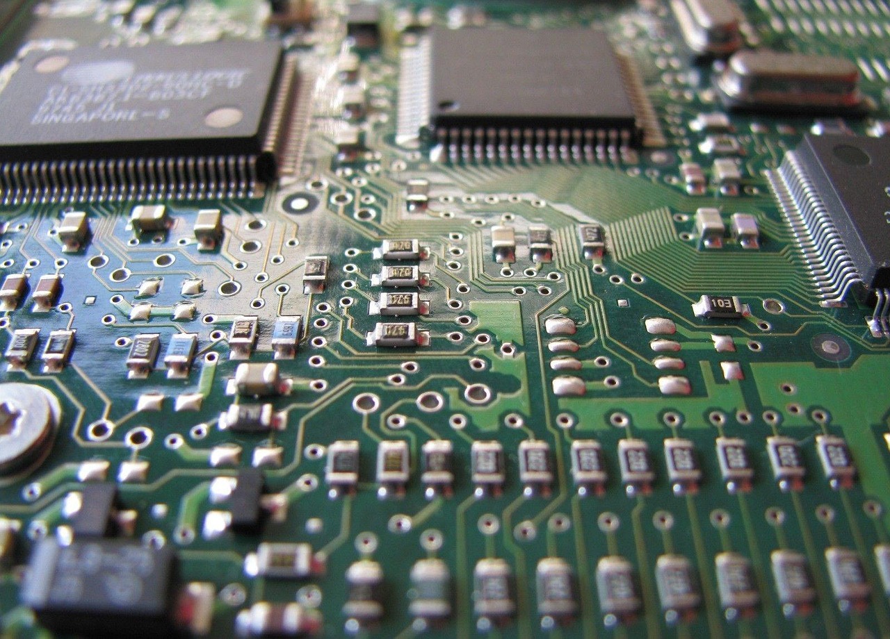 Navigating Legal & Ethical Framework in Ethical Hacking Degrees