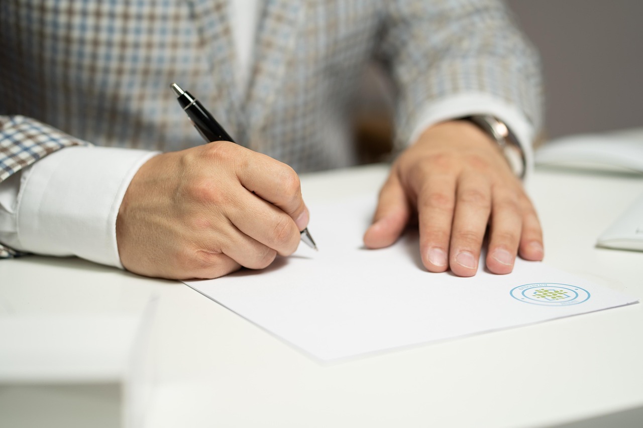 Avoid Scams: Smart Strategies for Title Loans Idaho