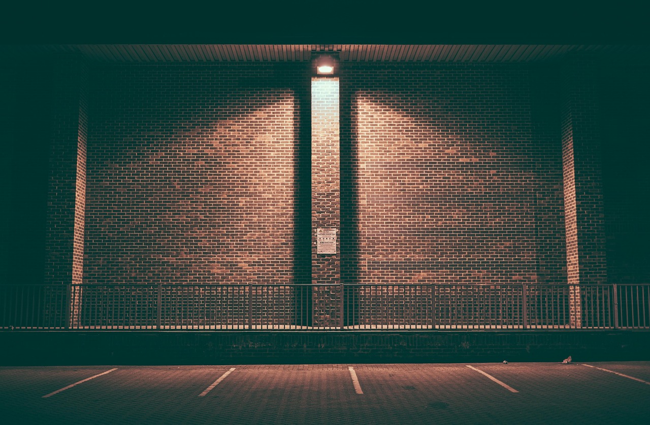 revolutionizing-lighting-solar-street-li-640x480-obklip