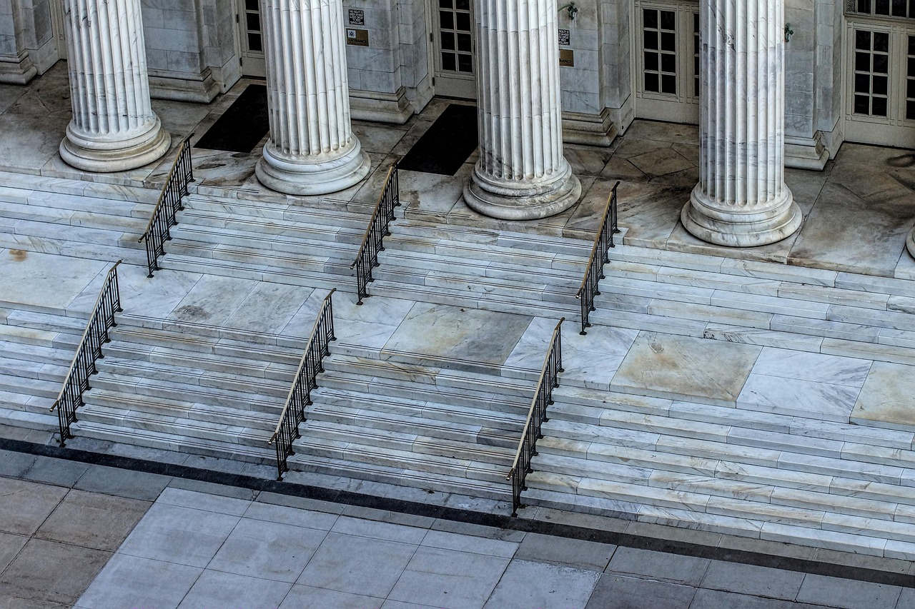 Slip And Fall Lawyer Phoenix: Case Duration & Resolution Time