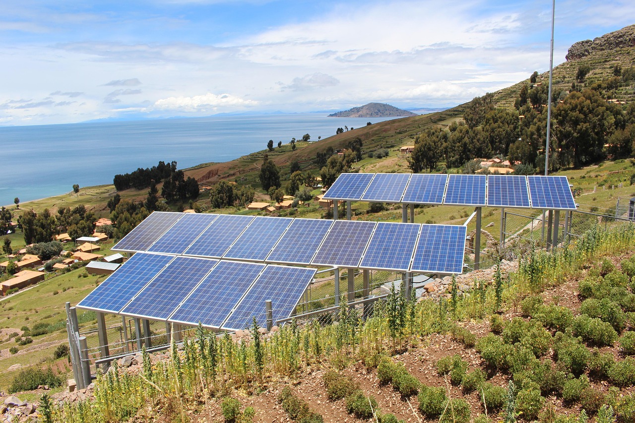Unleashing Sustainability: Solar Traffic Light Innovations and Impact