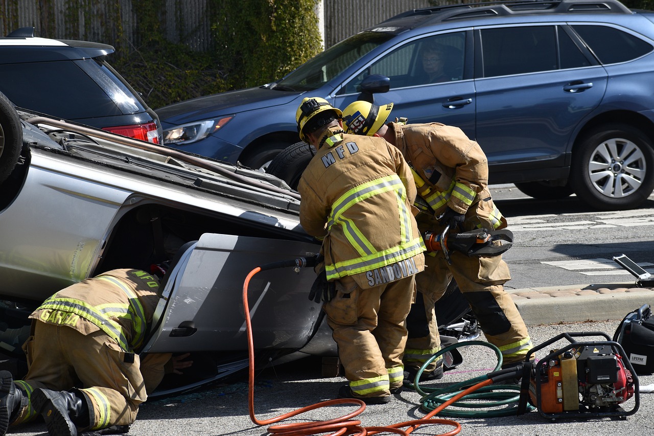 Rideshare Accident Lawyer Phoenix: Navigating Liability & Compensation