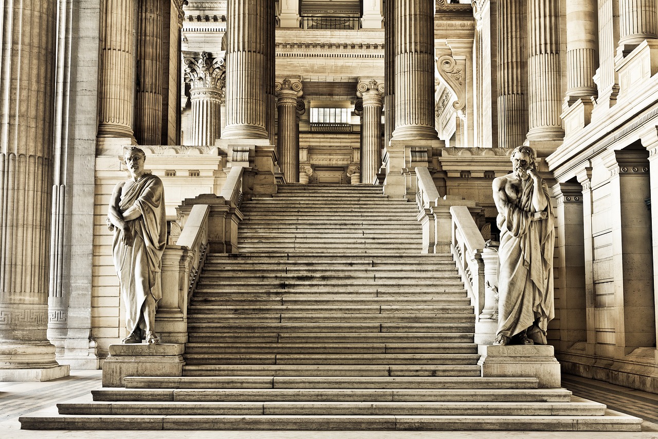 Slip and Fall Compensation: Phoenix Lawyers Guide You